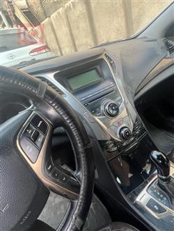 هیۆندای ازێرا